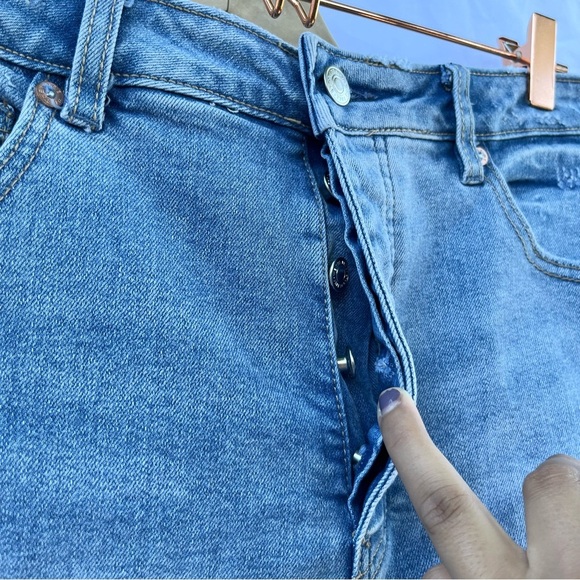 FREE PEOPLE | NWOT CRVY VINTAGE HIGH RISE CUT OFF DENIM JEAN SHORTS SIZE 31 - Picture 5 of 7